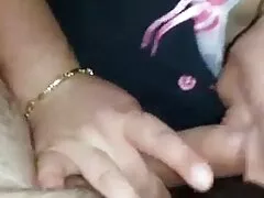 Busty MILF Manmeat Home Delivery ඇණවුම් කරයි