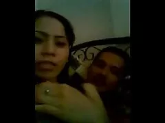 කුඩම්මා මුදලට පුතාව උරා බොනවා