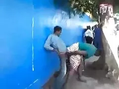 කම්මැලි ලැරී ඩිල්ඩෝ සමඟ ස්ටෙප්මා සොයා ගනී